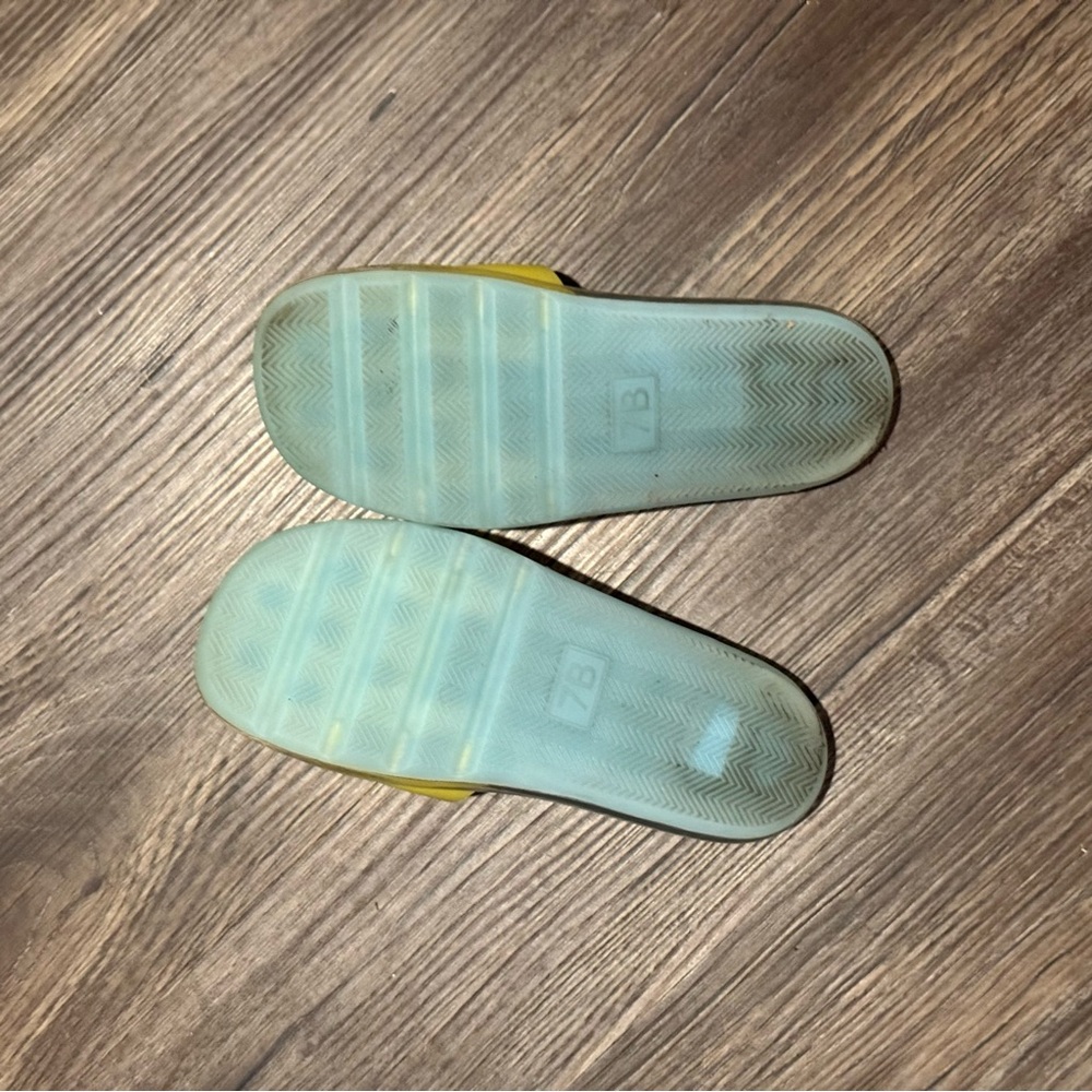 TORY BURCH Bubble Jelly Slide Sandal - Picture 4 of 6